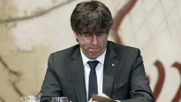 La batalla entre el presidente de la Generalidad y Junqueras podría cobrarse la salida de Neus Munté, la consejera de Presidencia y portavoz del Gobierno catalán.