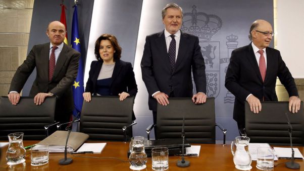 Da 48 horas a Puigdemont para que adopte un acuerdo de no disponibilidad del resto del presupuesto.