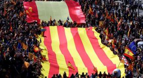 Varios miles de personas denunciaron la situación de bloqueo catalana.