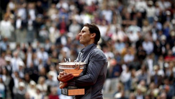 Rafa Nadal conquistó su 12º Roland Garros tras vencer en la final a Dominic Thiem por 6-3,5-7,6-1 y 6-1 en tres horas y un minuto.
