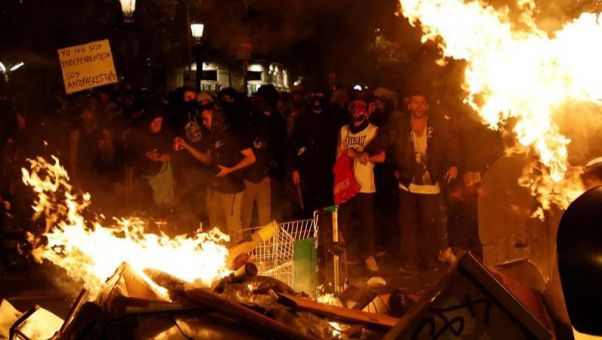 Barcelona, Tarragona y Gerona vuelven a ser escenario de numerosos disturbios.