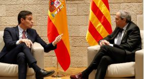 El presidente catalán transmite su malestar a Moncloa por elegir la fecha 'unilaterlamente'.