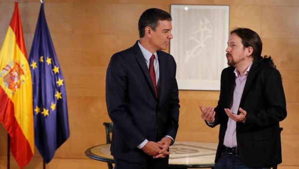 La posición sobre la Monarquía y el acercamiento a Cs ahondan las divergencias entre PSOE y Podemos.